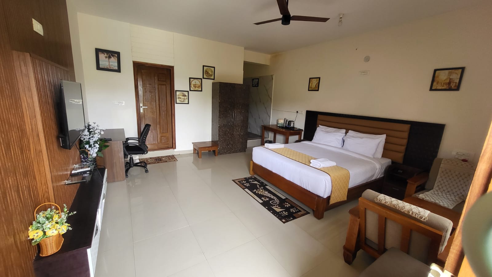 Club Premium Room (2 & 4 sharing)