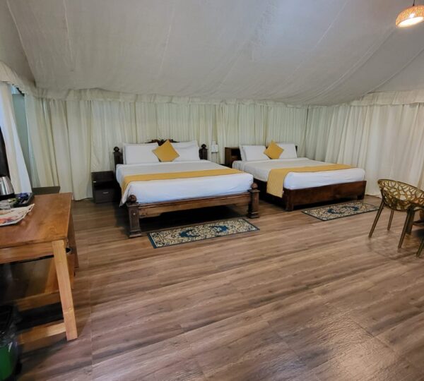 The Royal Canopy (2 & 4 sharing)